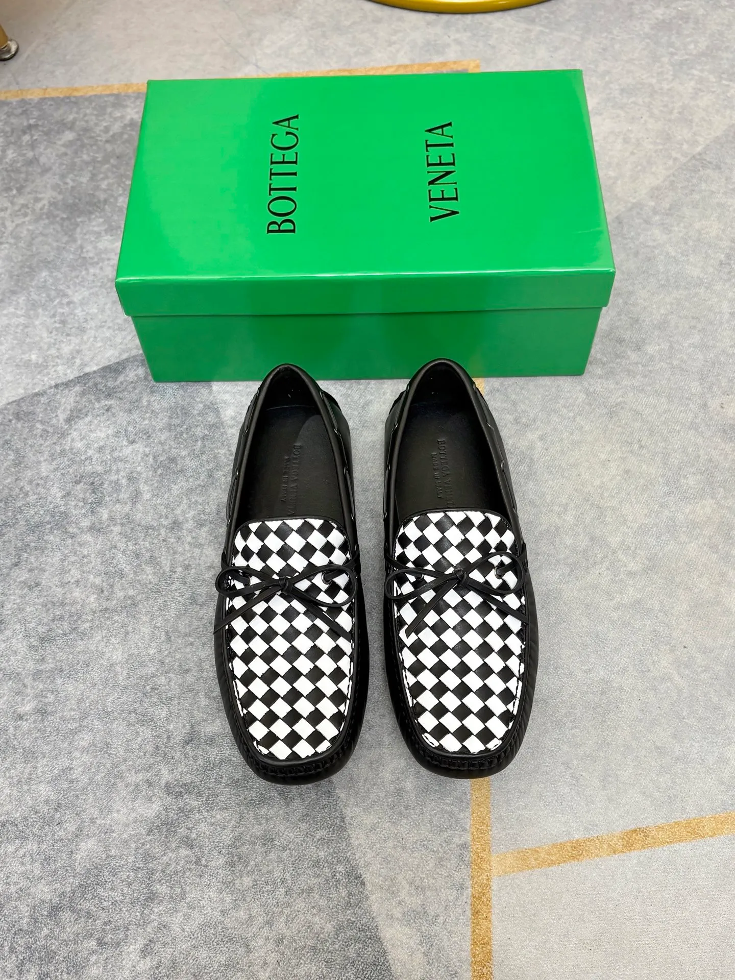 P420💰 (Niu Li + Niu Pad) [BV] The latest hot style‼ ️Casual men's shoes, uppers imported first-layer cowhide ➕Full imported cowhide lining✔️Exquisite workmanship, excellent foot feel, special rubber soles✔️, cool and fashionable, the latest fashion, fashionable outsole, hurry up.  Code number: 38-44 (can be customized to 37.45, non-refundable)